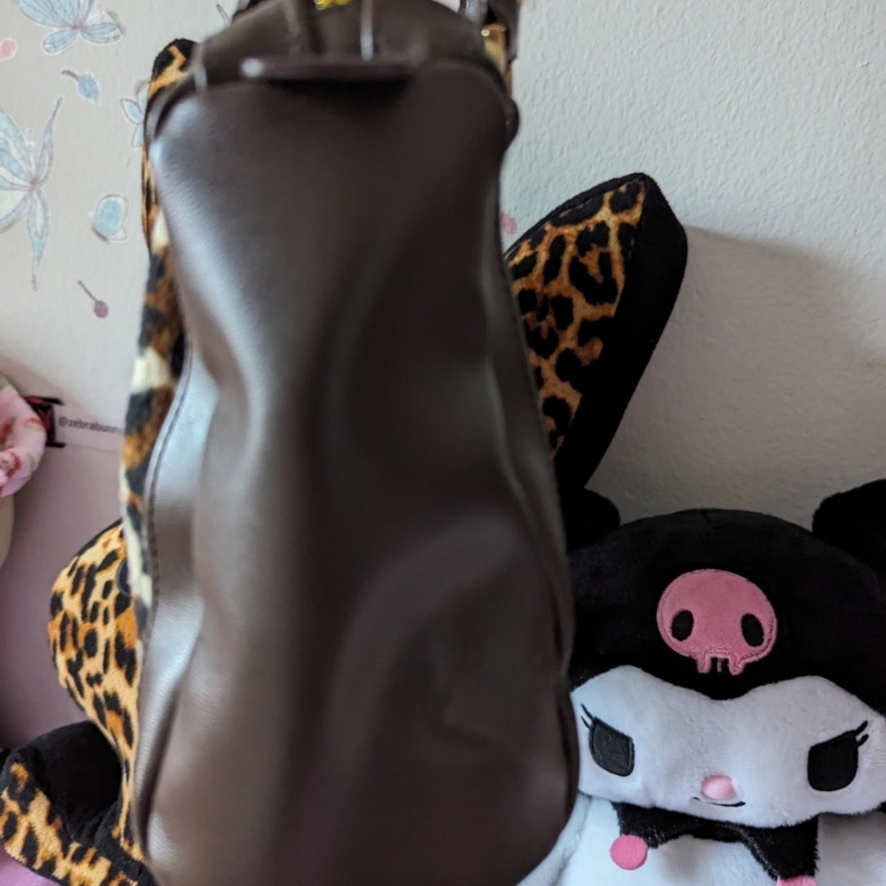 hello kitty leopard purse - Picture 8 of 8